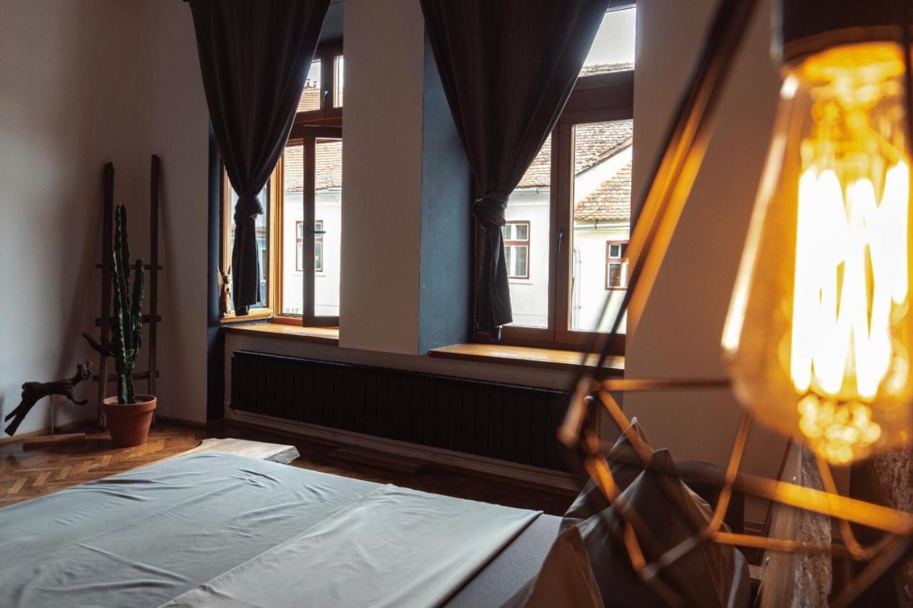 World Studio Sibiu Dış mekan fotoğraf